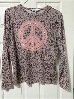 Davi & Dani Pink Leopard Peace Sign Long Sleeve Top
